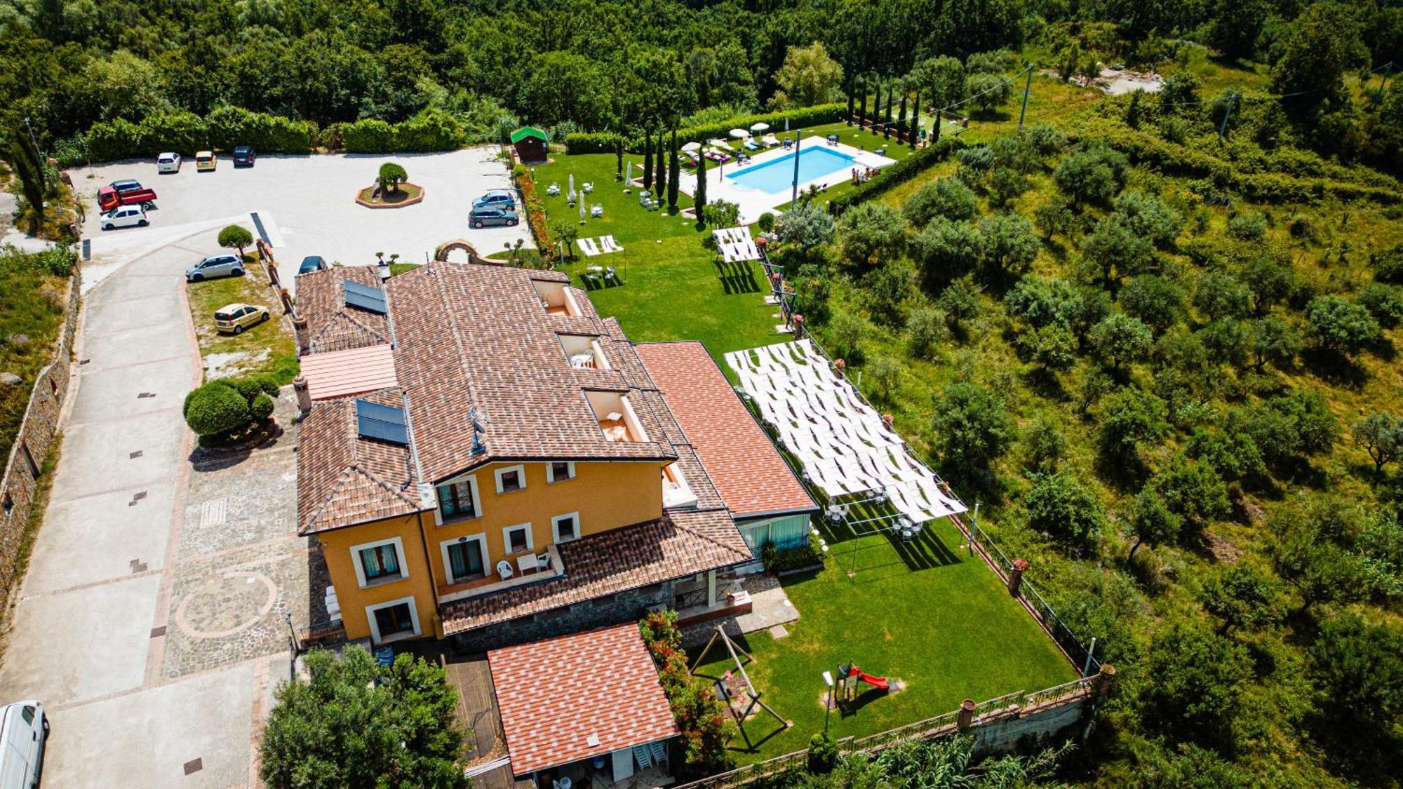 Casale Degli Ulivi Resort Pellare Екстериор снимка