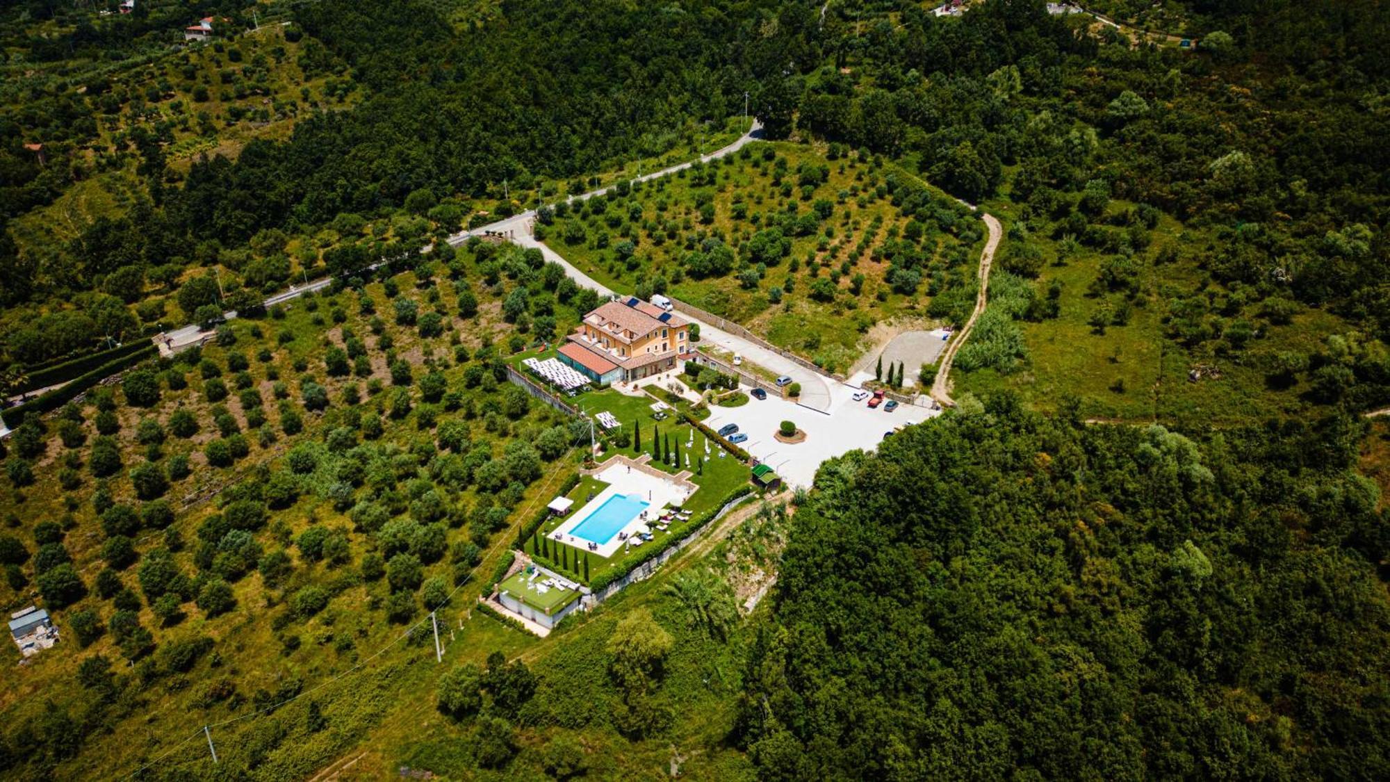 Casale Degli Ulivi Resort Pellare Екстериор снимка