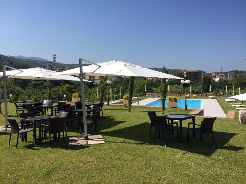 Casale Degli Ulivi Resort Pellare Екстериор снимка